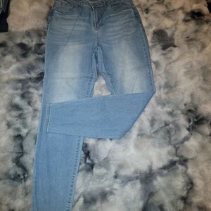 No Boundaries Light Wash Women's Ankle Jeans